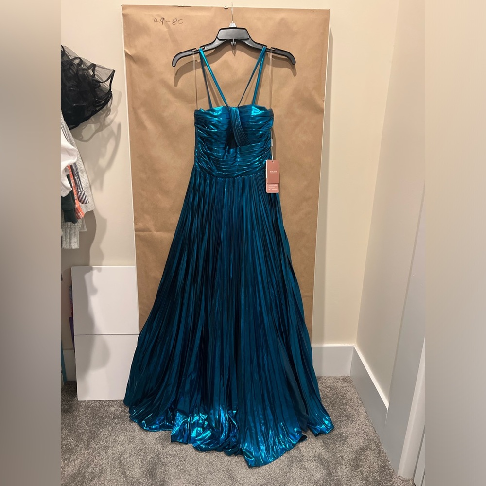 Stacees dress; color: “peacock”; size US2